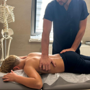 Terapia dziecięca: Fizjoterapia i masaż